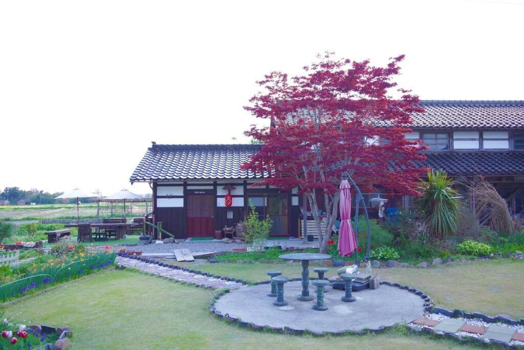 Villa ガーデンハウス道楽亭 à Sado Extérieur photo